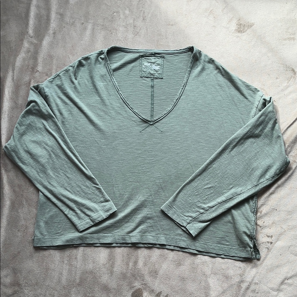 aerie V-Neck Long Sleeve Top in Olive green